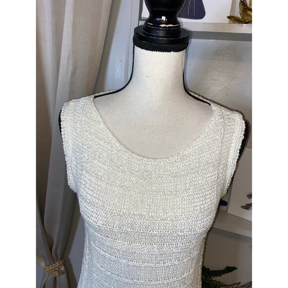 Lilly Pulitzer Small White/Cream GUC Crochet Style Knit Fringe Sleeveless Top - Picture 3 of 12